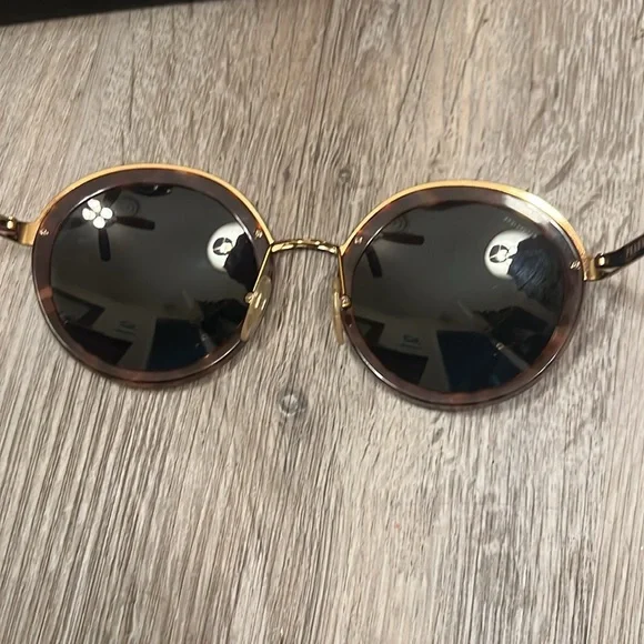 EUC Prada sunglasses - Picture 8 of 8